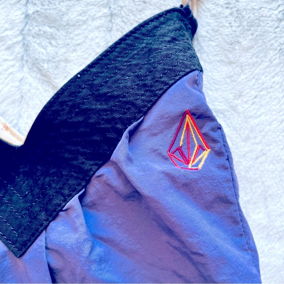 Volcom purse - Picture 3 of 9